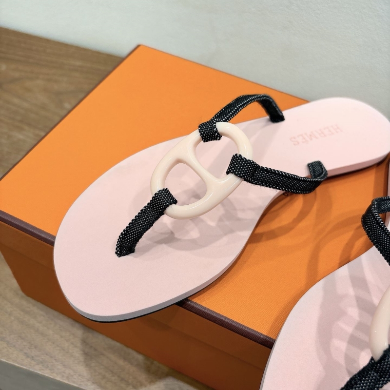 H**me5 slippers